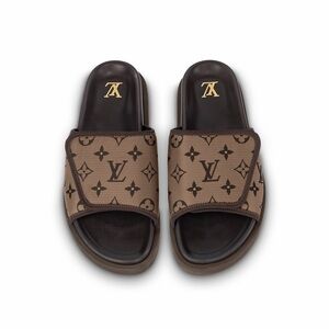 LOUIS VUITTON Monogram Miami Mule